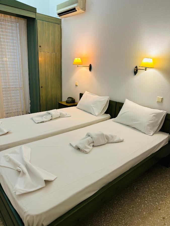 Ancora Hotel Poros Town Exterior foto